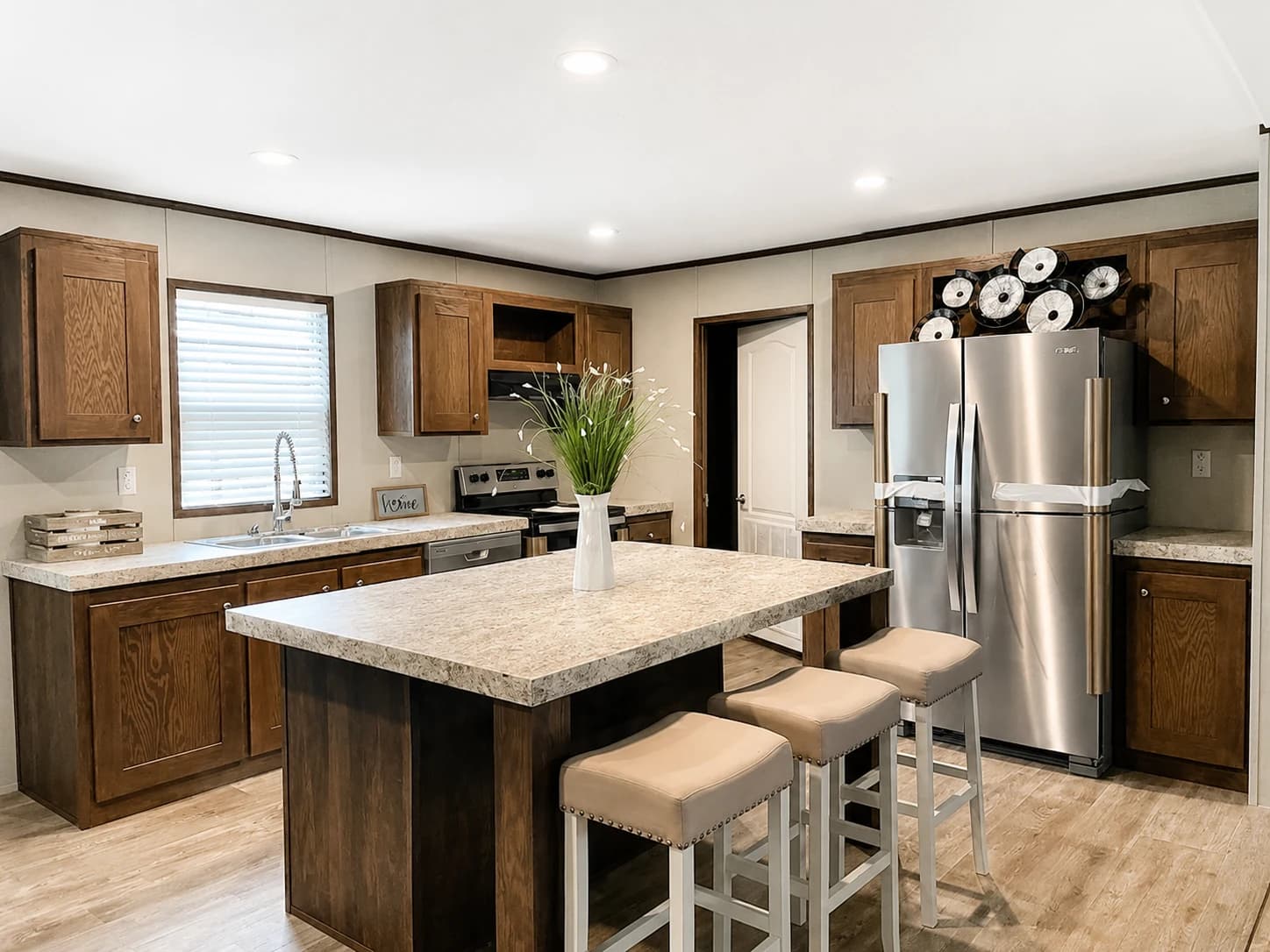 Kitchen with island in the Baha