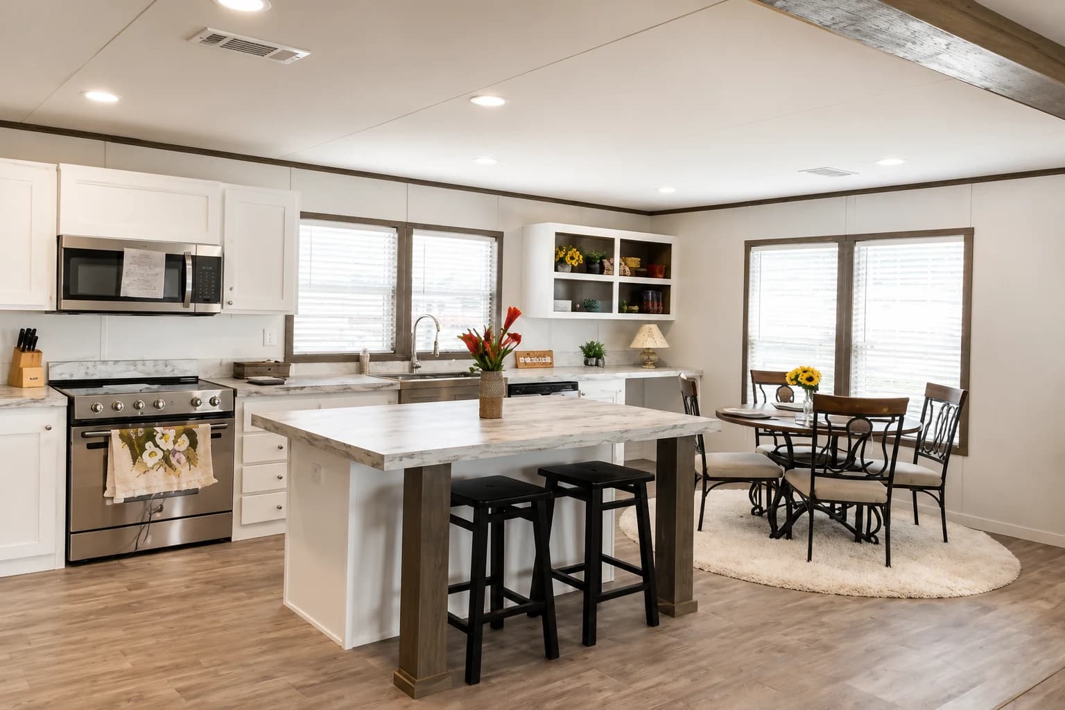 Open kitchen and dining area of the Lakeland