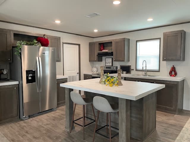 Kitchen with island in the Rosewood